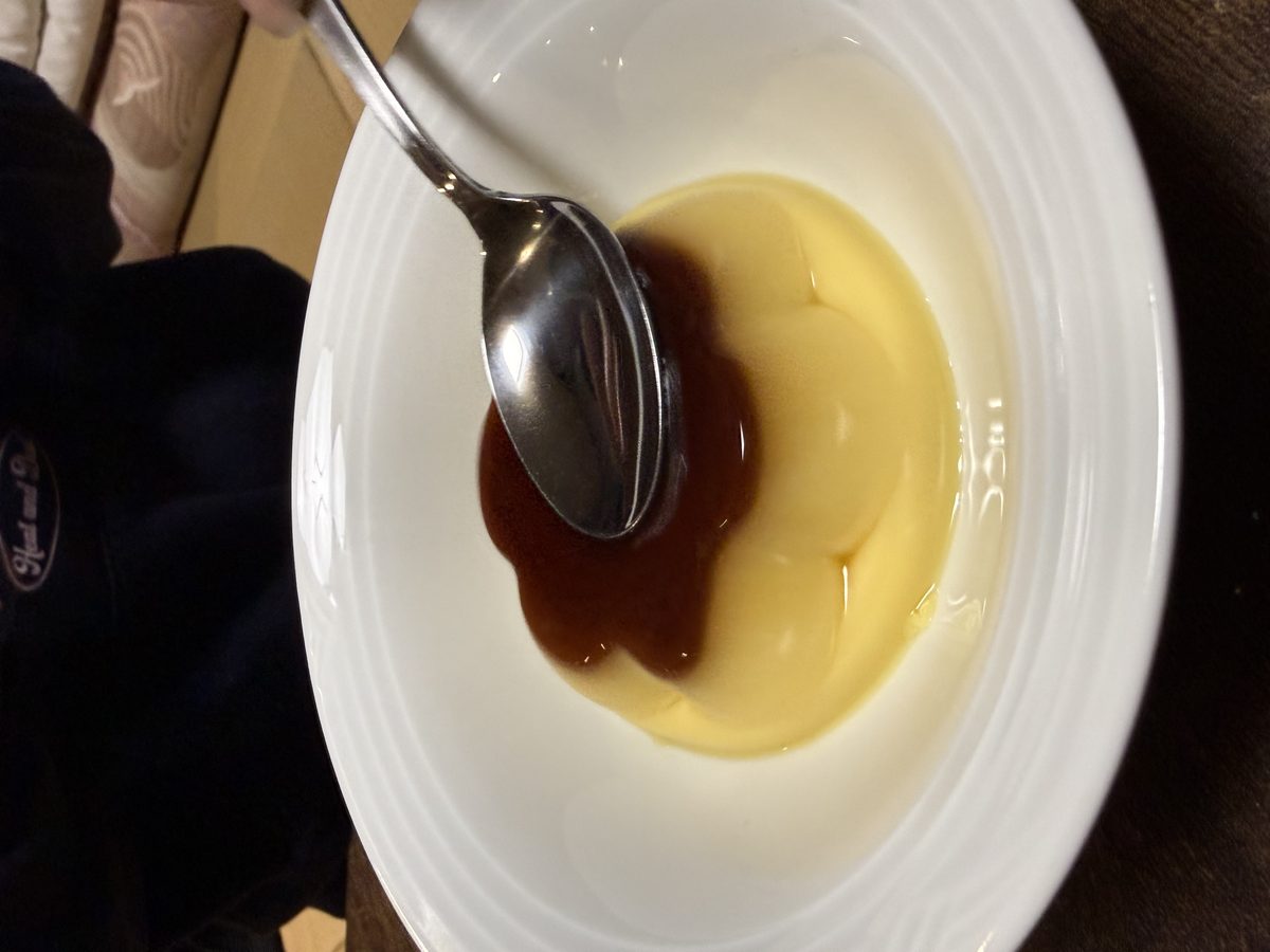 일본 편의점 카라멜 푸딩